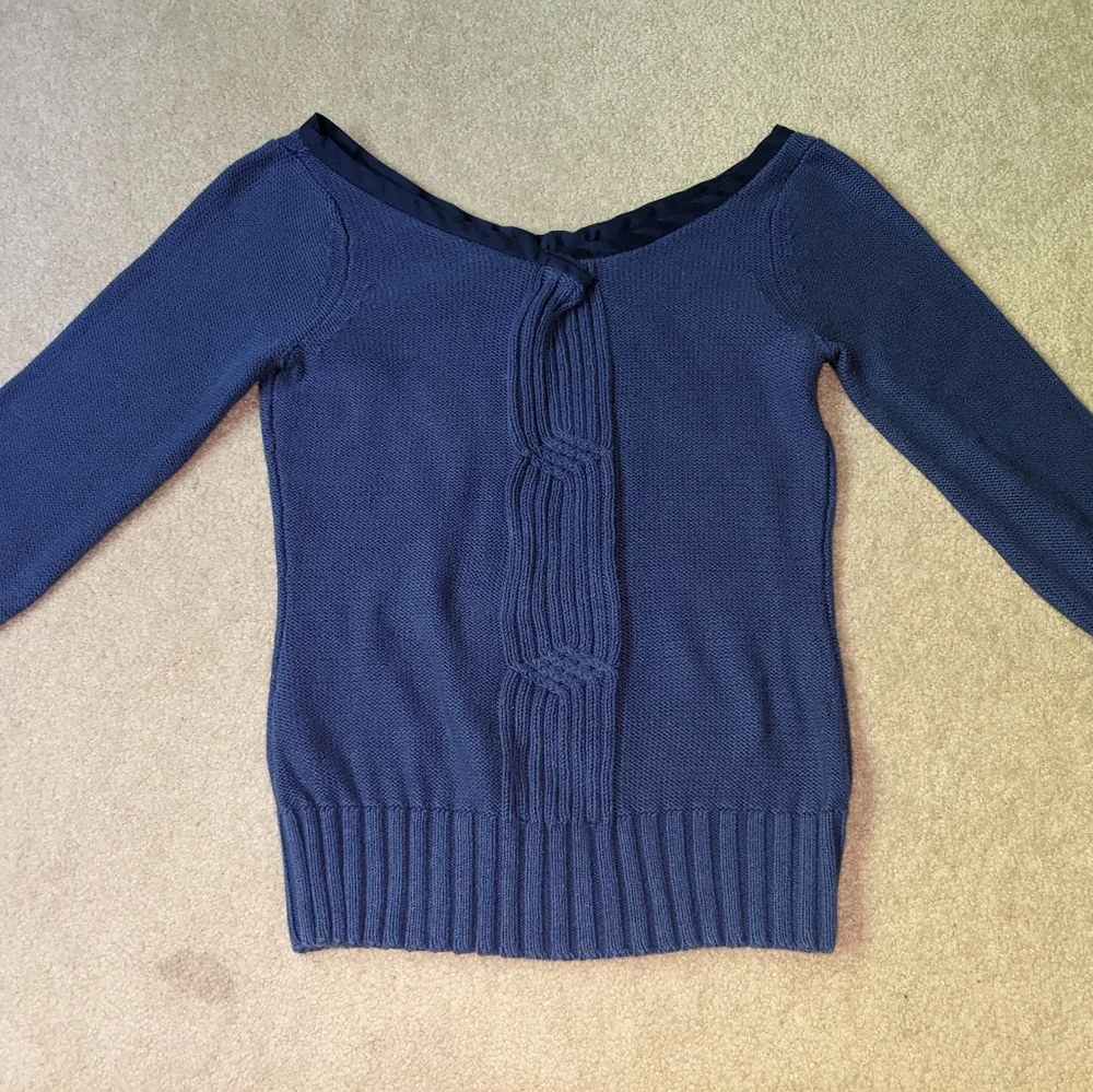 Blue sweater - Picture 7 of 12